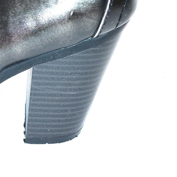 White Mountain dark pueter ankle booties Size:8.5 - Picture 7 of 10